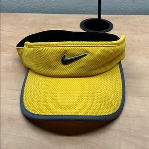 BRAND NEW * vintage yellow Nike visor